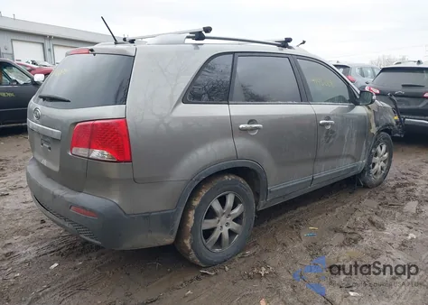 2011 Kia Sorento Lx from USA, damaged, VIN 5XYKT4A15BG025701